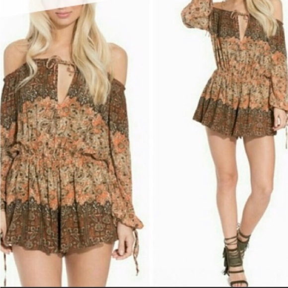 Free People so divine off the shoulder jumpsuit romper sz xs - Picture 6 of 7